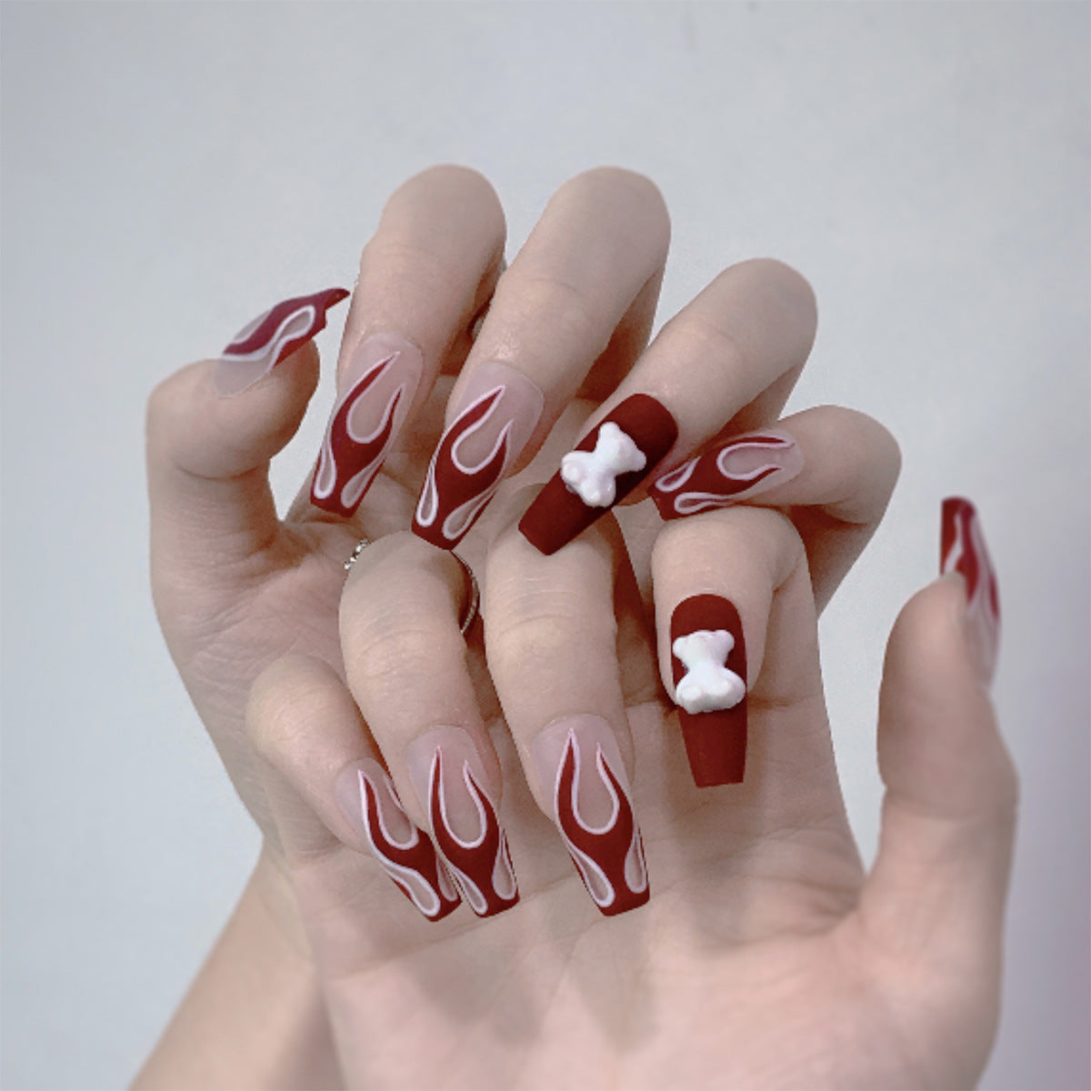 Handcrafted Abstract Nail Set 10 Pieces