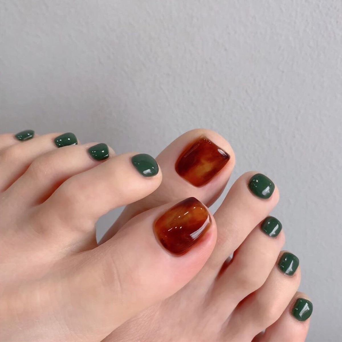 Stunning Elegant Nail Set 10 Pieces