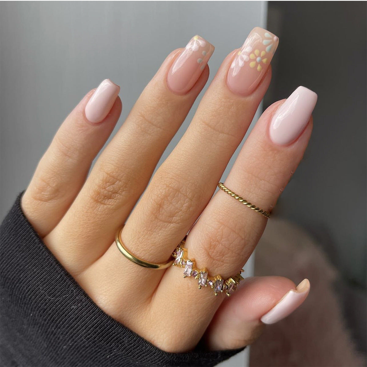 Minimalist Press-On Nails 10 Pieces