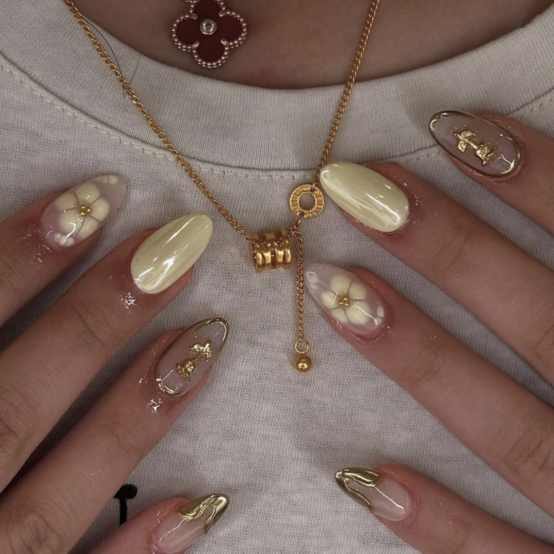 Stunning Pearl Nail Set 10 Pieces