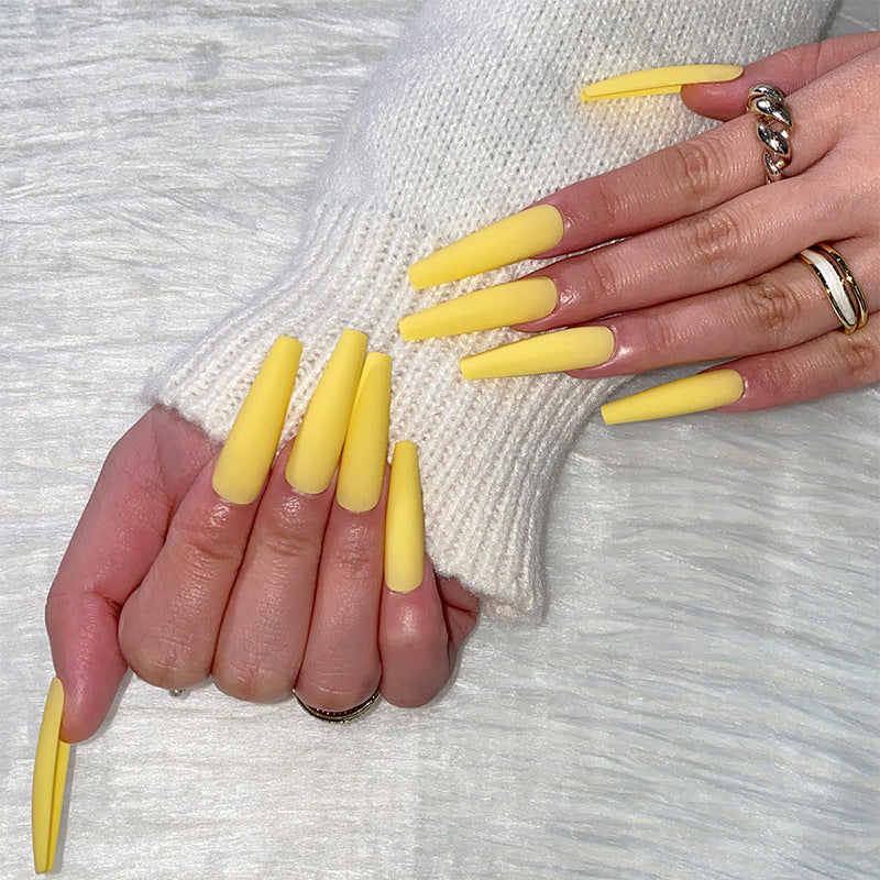 Beautiful Holiday Nail Set 10 Pieces