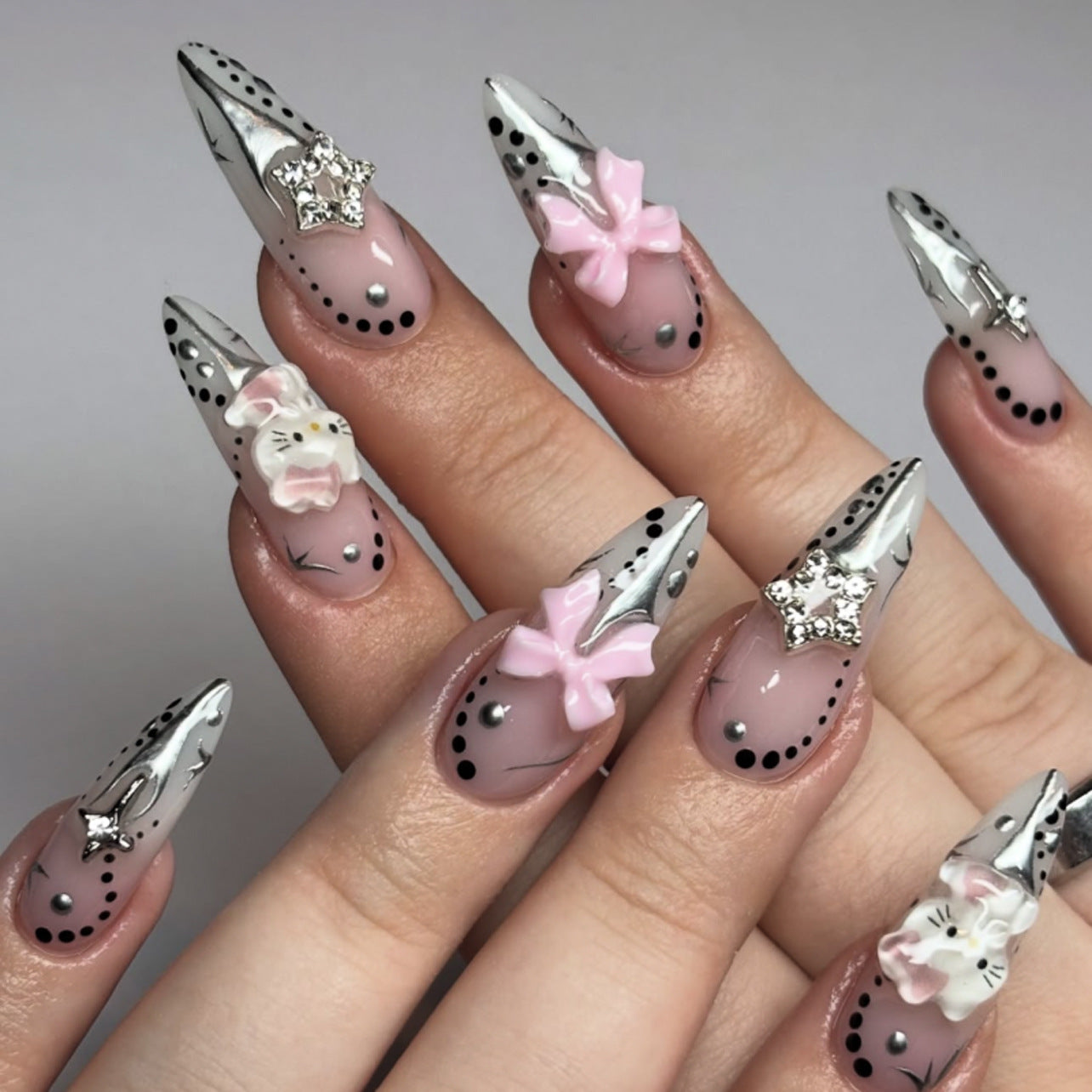 Beautiful Abstract Nail Set 10 Pieces