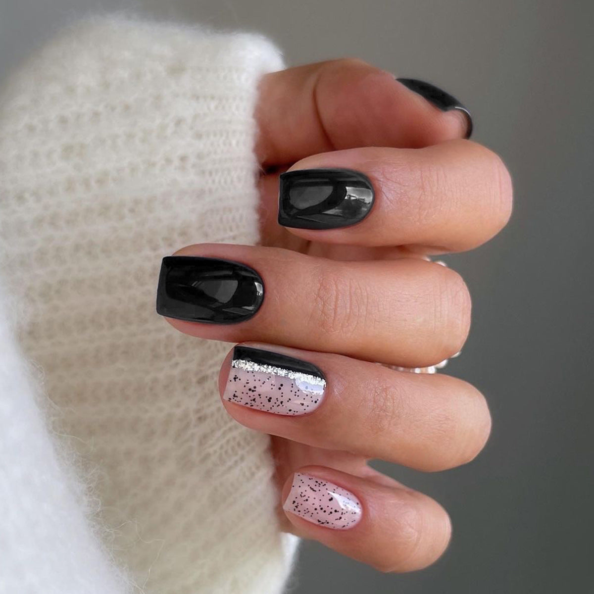 Beautiful Winter Nail Set 10 Pieces