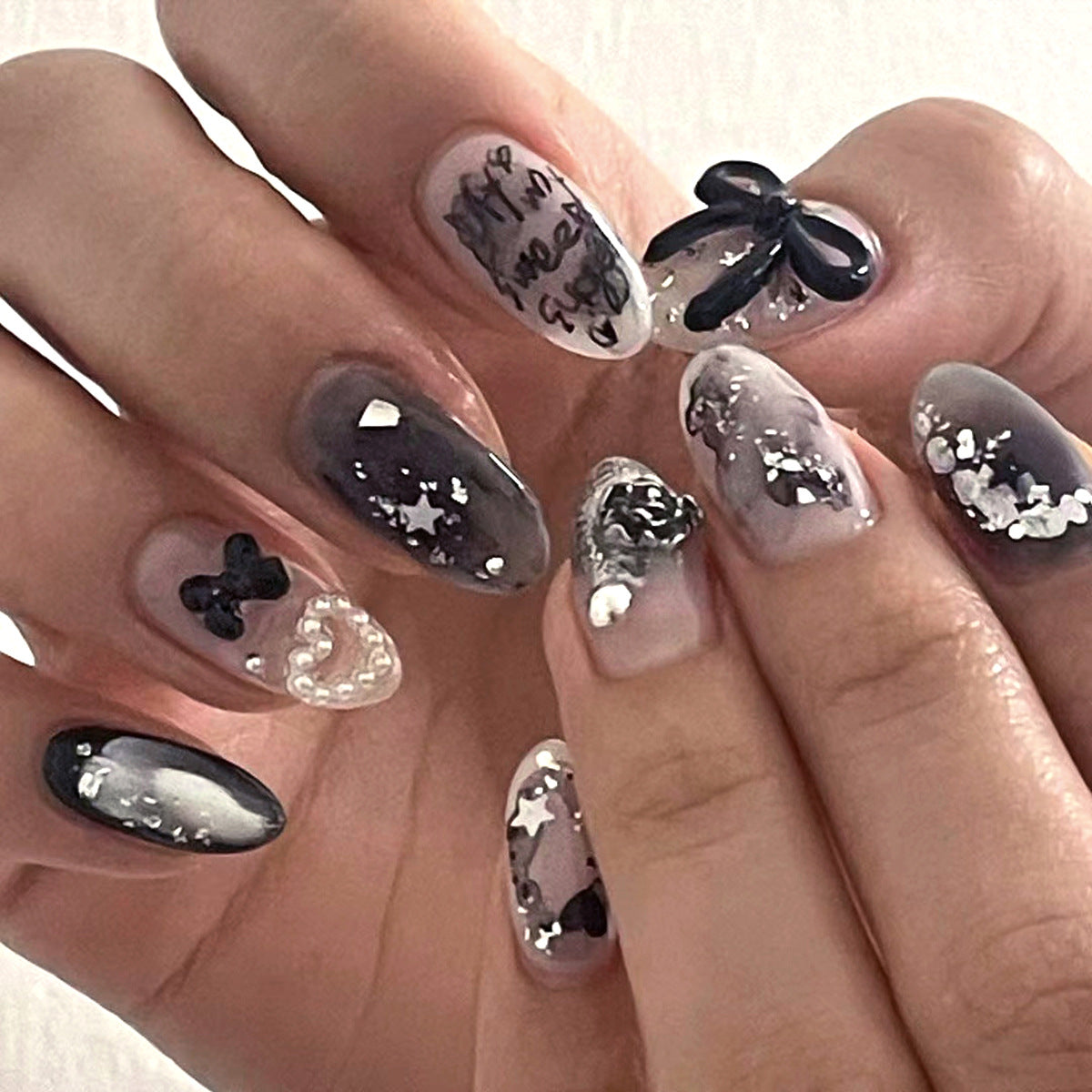 Beautiful Floral Nail Set 10 Pieces