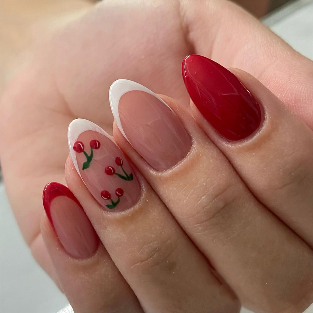Crystal Press-On Nails 10 Pieces