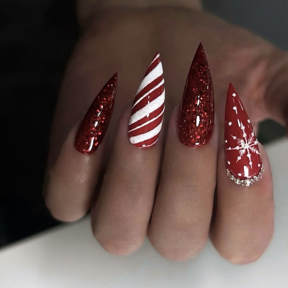 Handcrafted Sparkle Nail Set 10 Pieces