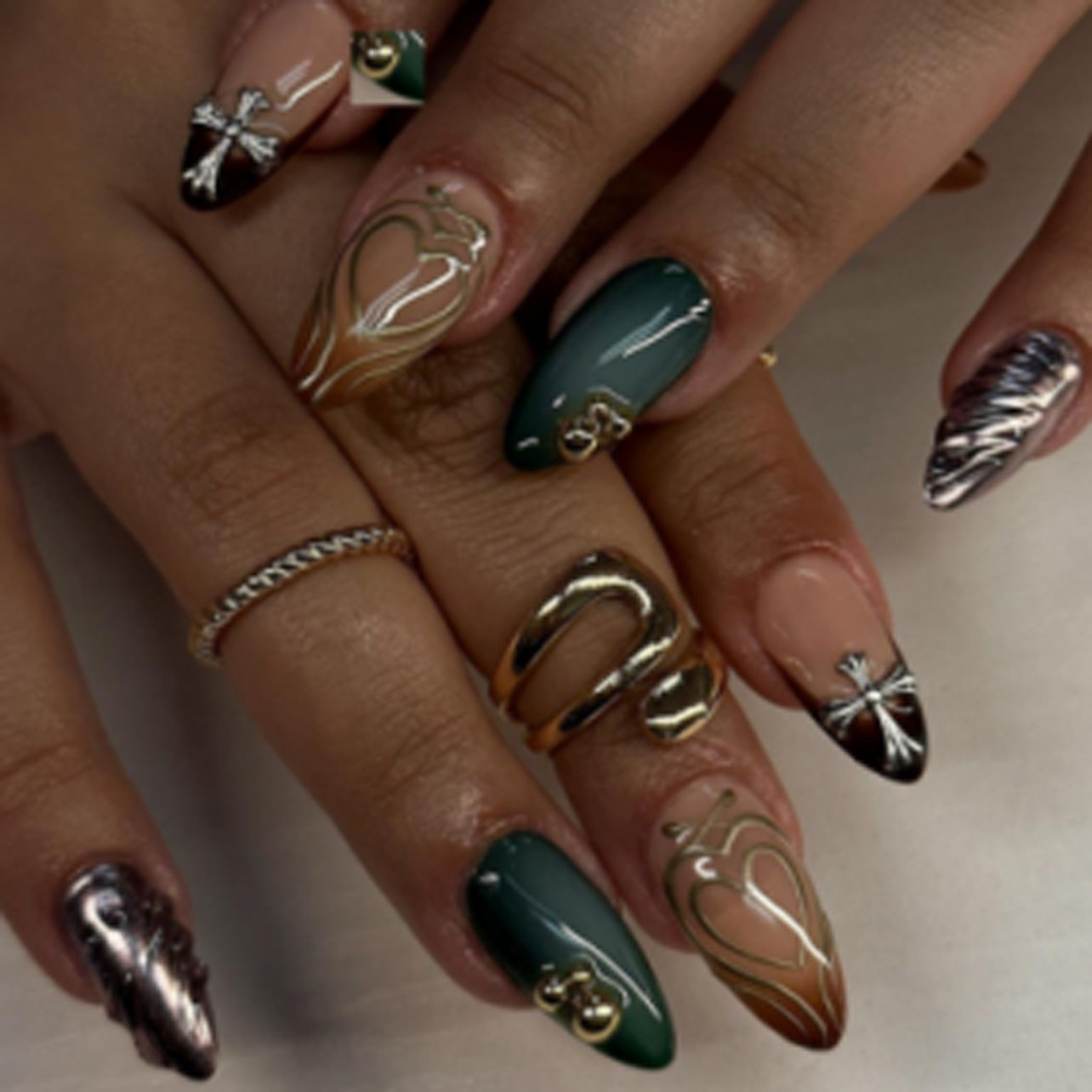 Natural Designer Nail Set 10 Pieces