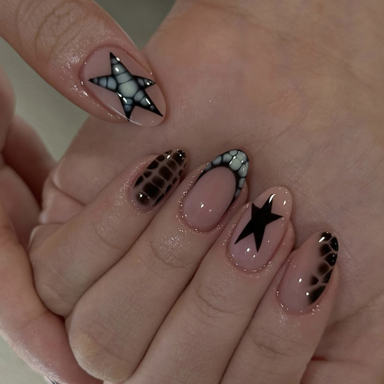 Handcrafted Gothic Nail Set 10 Pieces